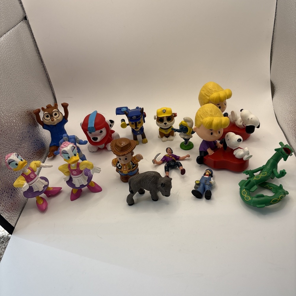 McDonald's Happy Meal Toys & Similar Figures Simon‎ Paw Patrol Peanuts Snake